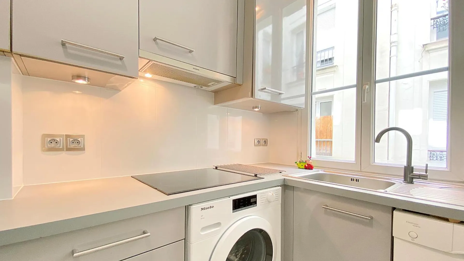 Lovely Flat 75M2 Close To Eiffel Tower Paris Frankrike